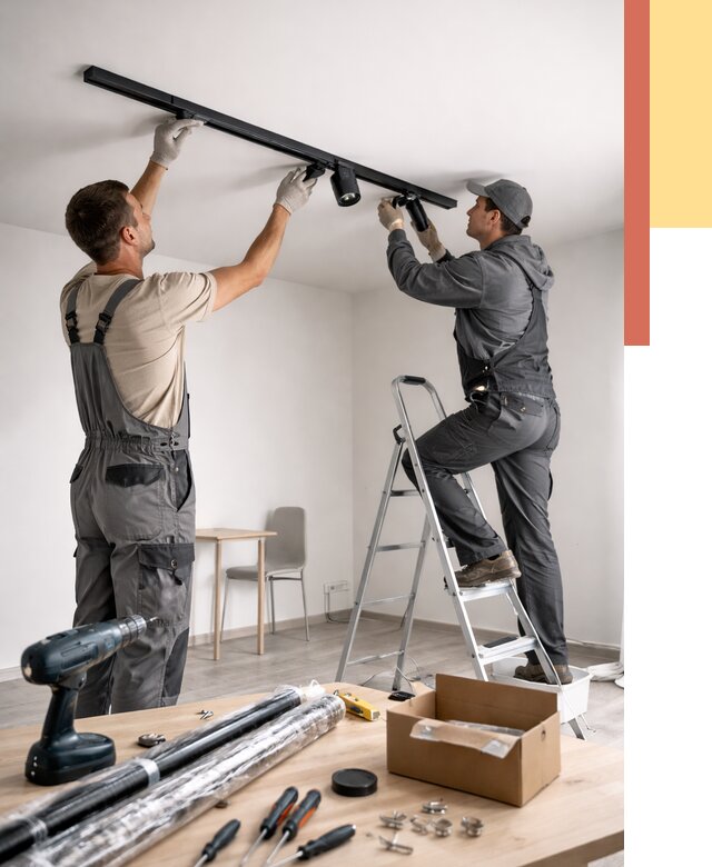 Установка трековых светильников в натяжной потолок в Донецке от 4598 руб. | ОТДЕЛОЧНИК-Днк